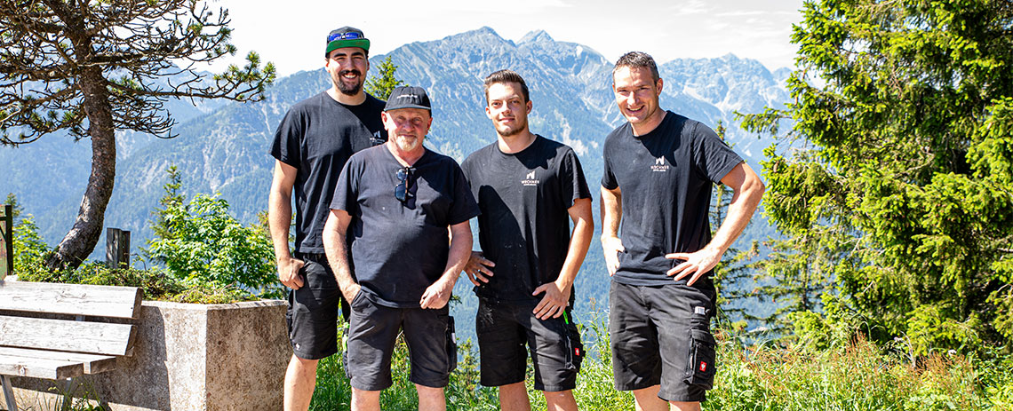 /media/images/header/Team_1140px.jpg